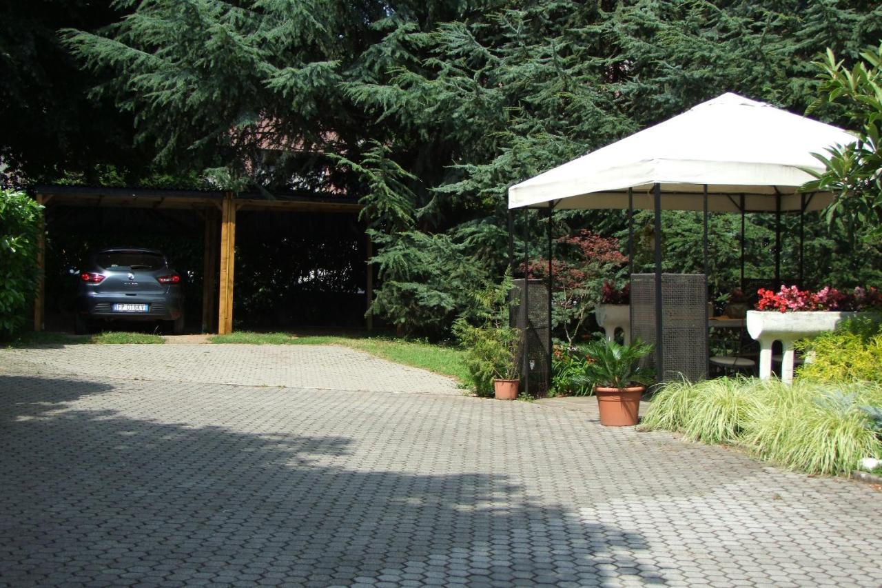 Monolocali In Casa Con Giardino Bellagio Apartment Екстериор снимка